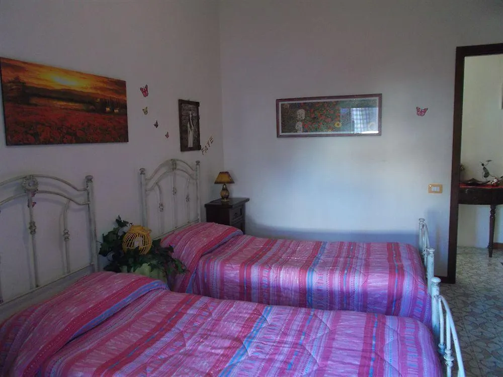 A Casa Di Marco Bed and Breakfast Catánia 2*,