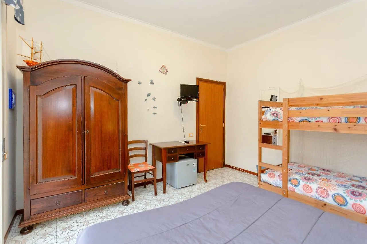** Bed & Breakfast A Casa Di Marco Bed and Breakfast Catánia Italië