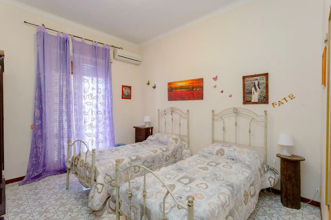 ** Bed & Breakfast A Casa Di Marco Bed and Breakfast Catánia Italië